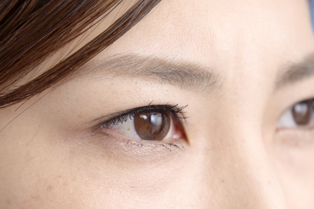 ラシックユーアイラッシュセラムの口コミと効果を徹底調査！
